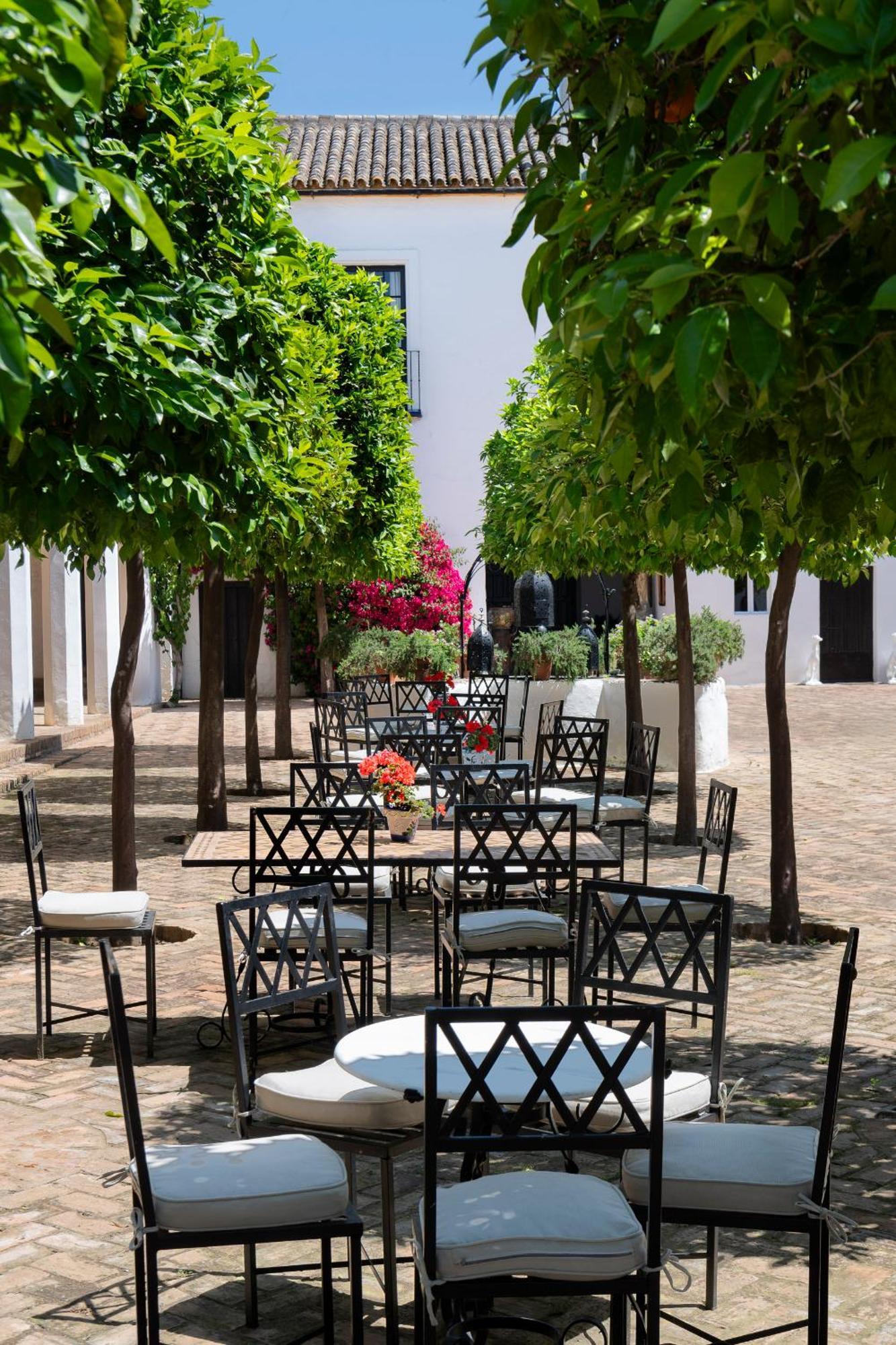 Hotel Cortijo 3*