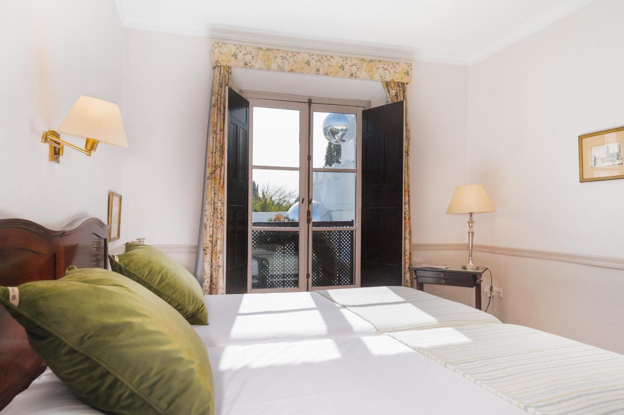 Hotel Cortijo 3*